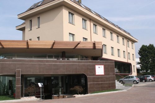 Axolute Comfort Hotel