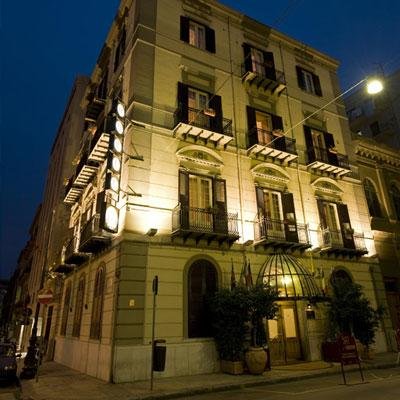 Hotel Joli