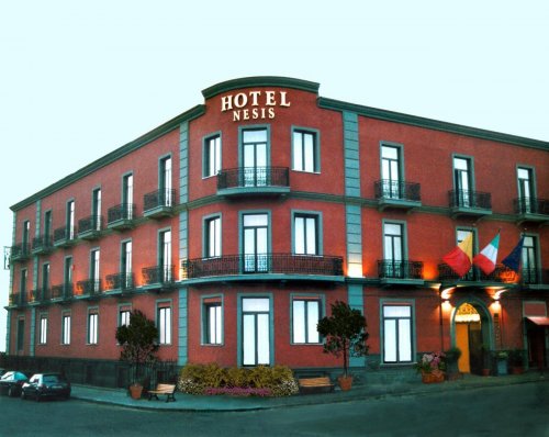 Hotel Nesis
