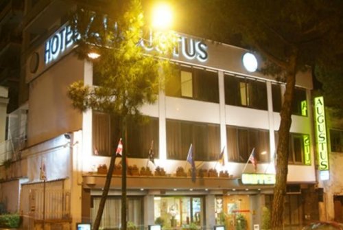 Augustus Hotel