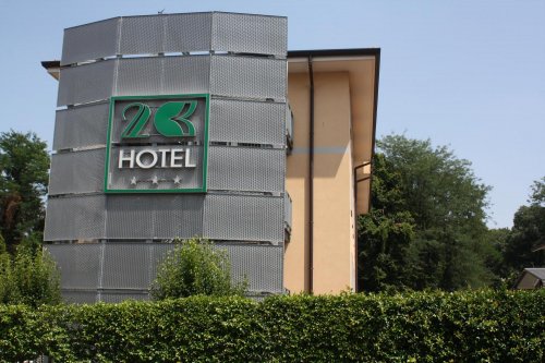 Hotel 2C