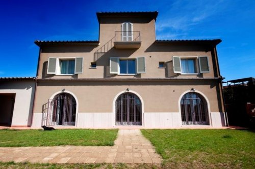 B & B Villanova